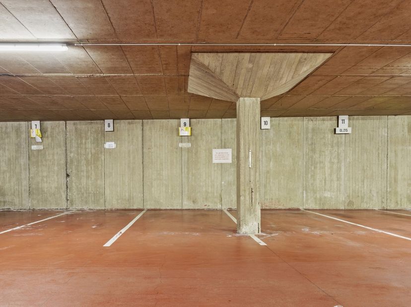 Ben je op zoek naar de perfecte oplossing voor jouw parkeerbehoeften in het drukke centrum? En dit vlakbij de Grote Markt! Zoek niet verder, want we h