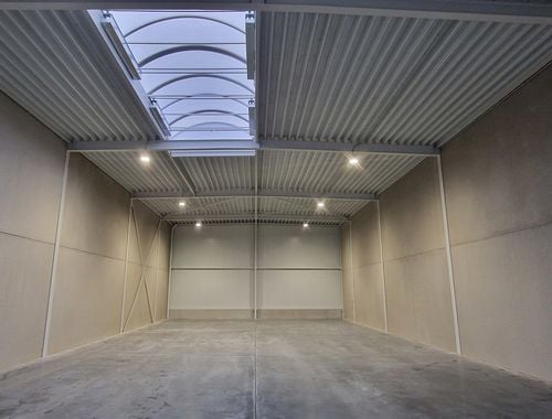                                         Bedrijfsgebouw te huur in Duffel, € 2.300
