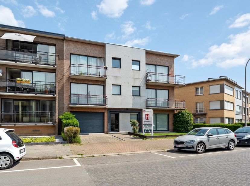 Opbrengsteigendom te koop in Zwijndrecht (Constant Van Goeystraat 86-88), volledig verhuurd en goed voor een maandelijkse huurinkomst van euro 4.465.