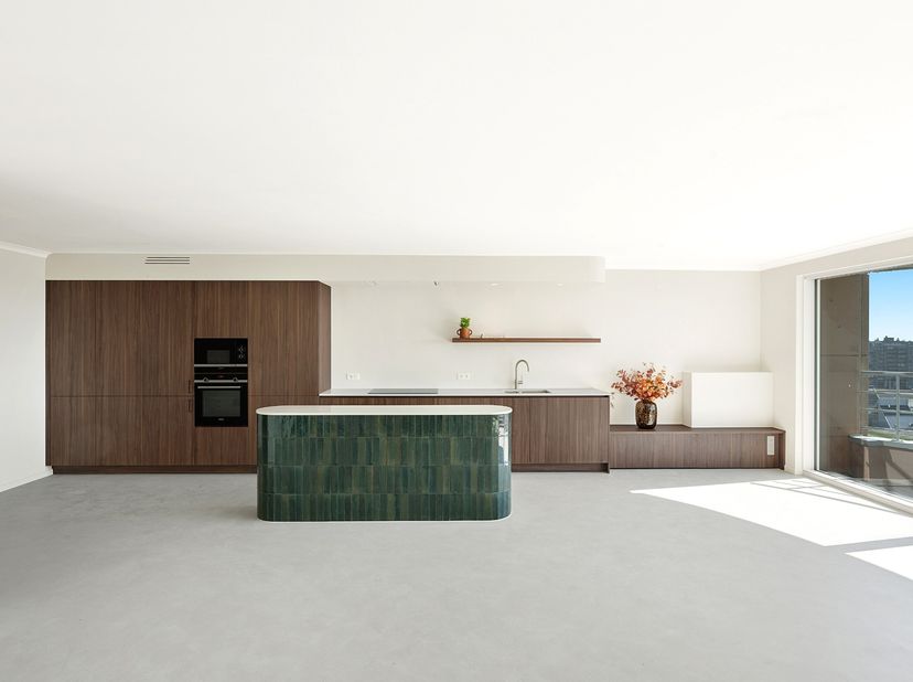 Schitterende renovatie aan de jachthaven van Blankenberge. Dit gerenoveerd appartement heeft het allemaal: een prachtige afwerking, een adembenemend u