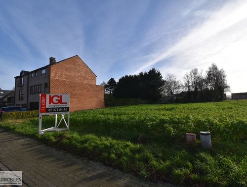                                         Terrain à bâtir à vendre à Sint-Pieters-Leeuw, € 177.000
