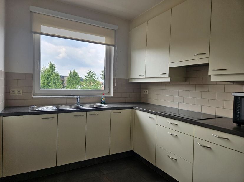 Appartement à louer
                    à 2400 Mol