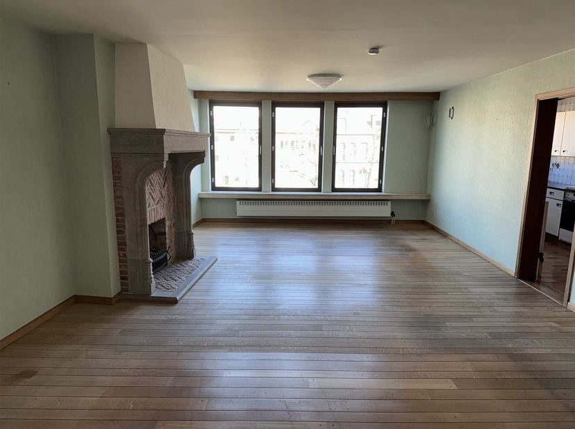 Ruim appartement met zicht op de Dijle&lt;br /&gt;
Op een absolute toplocatie in hartje Mechelen bevindt zich dit ruime appartement op de tweede verdieping