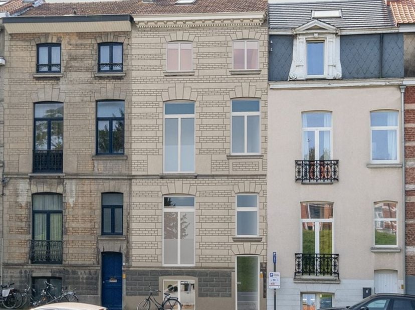 Ontdek deze unieke opbrengsteigendom nabij verschillende campussen van KULeuven! Een prachtig vernieuwbouwproject dat niet enkel een uitstekende locat