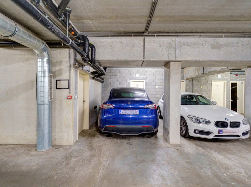 Garage à vendre
                    à 1020 Laeken