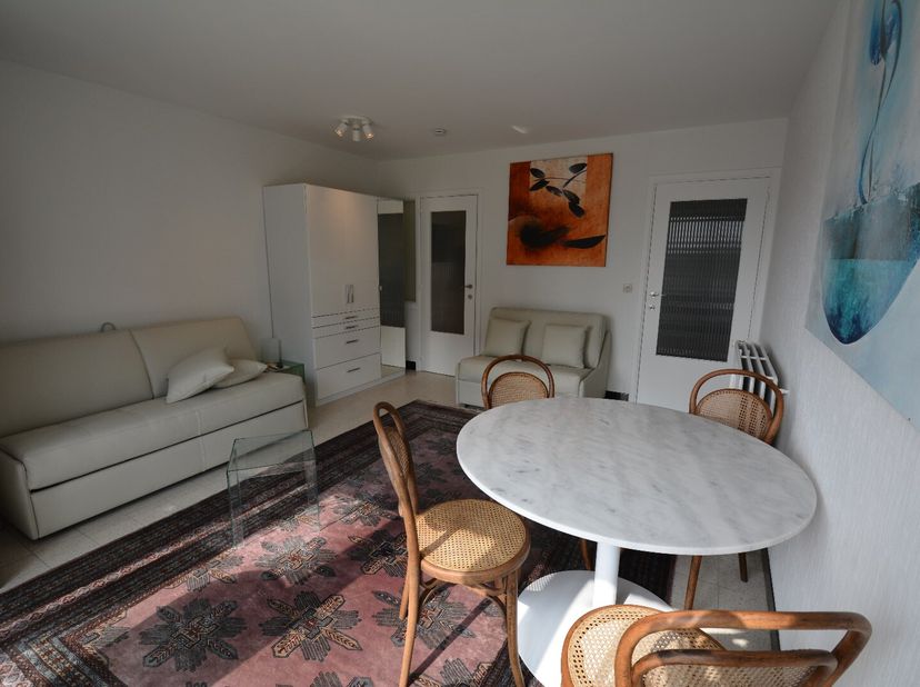 Appartement à louer
                    à 8301 Heist-aan-Zee