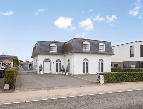                                         Villa te koop in Zonhoven, € 695.000
