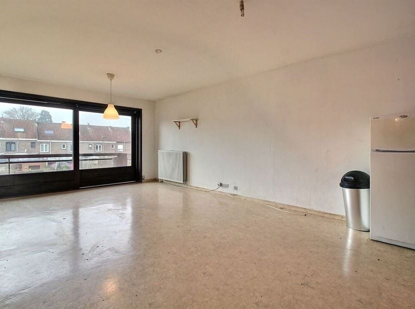 Appartement une chambre et balcon sur Estaimpuis