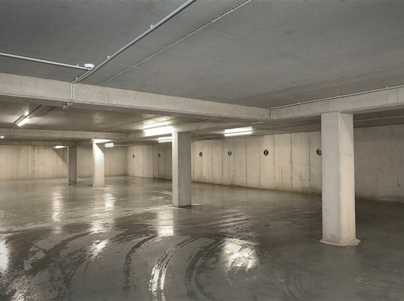 Garage à vendre
                    à 3730 Hoeselt