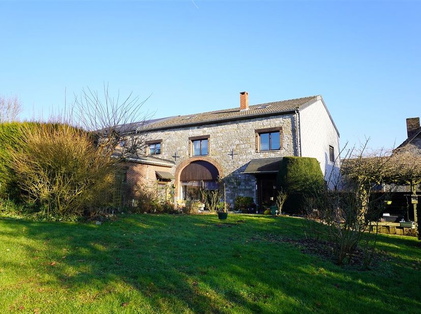 Garage te koop
                    in 4590 Warzee