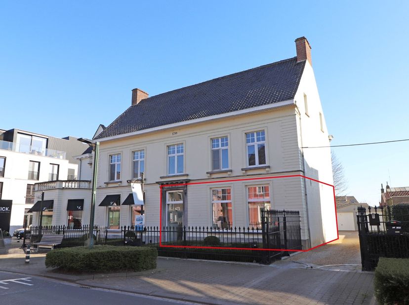 Bien professionnel à louer
                    à 8740 Pittem