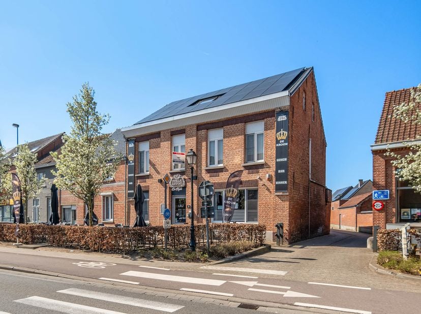 Bien professionnel à vendre
                    à 2275 Poederlee