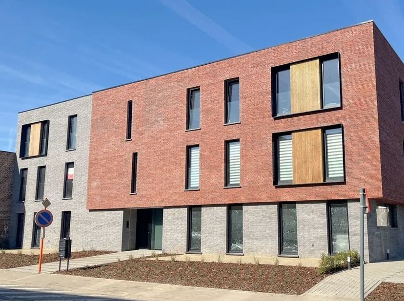 Laatste appartement te koop in een kleinschalig gebouw &quot;Residentie Kamerijck&quot;.&lt;br /&gt;
&lt;br /&gt;
Het appartement heeft 2 slaapkamers, is volledig afgewerkt