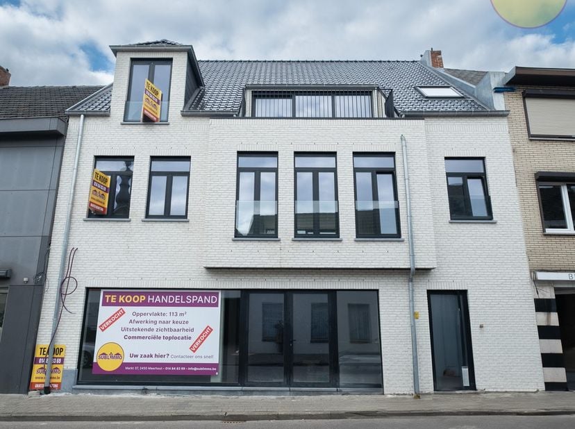 Prachtig nieuwbouwappartement met 1 slaapkamer in het centrum van Meerhout.&lt;br /&gt;
&lt;br /&gt;
Op wandelafstand van de Markt, zijn winkels en andere voorzie