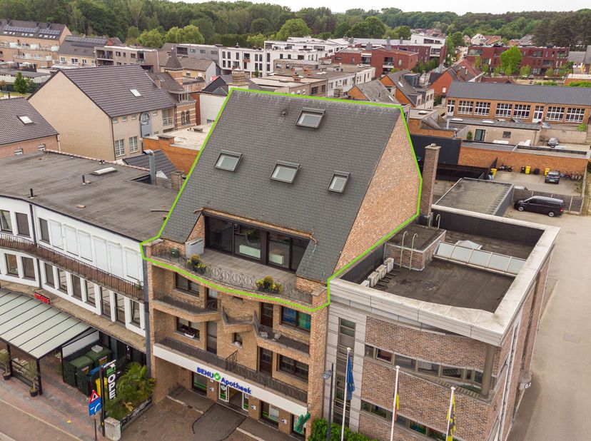 Vragen of interesse? N eem contact op met Olivier Boon via olivier.boon@copandi.be of +32 468 35 17 50.&lt;br /&gt;
    Unieke penthouse met 3 slaapkamers e