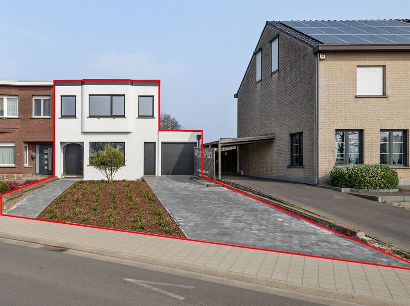 Deze prachtige vernieuwbouwwoning, te Nijlen geniet van een uitstekende bereikbaarheid en alle voorzieningen binnen handbereik.&lt;br /&gt;
Deze woning werd