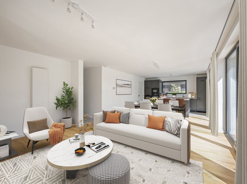 Volledig gerenoveerde ALLEENSTAANDE woning met 3 SLK, 2 BDK (ligbad én inloopdouche) en zonnige tuin. Alles werd vernieuwd: structuur, afvoeren en zad