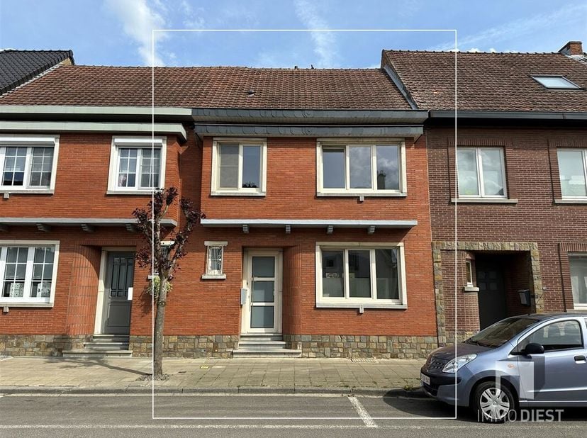 Maison à vendre
                    à 3290 Diest