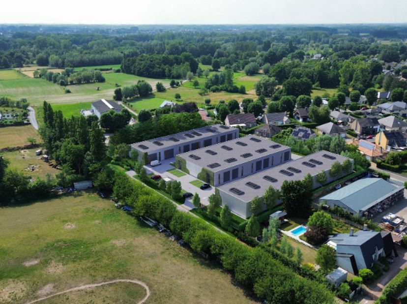 Moderne KMO-units te koop | Vanaf 112 m² – Uitbreidbaar tot grotere oppervlaktes&lt;br /&gt;
&lt;br /&gt;
Op zoek naar een goed gelegen, kwalitatieve opslag- of a