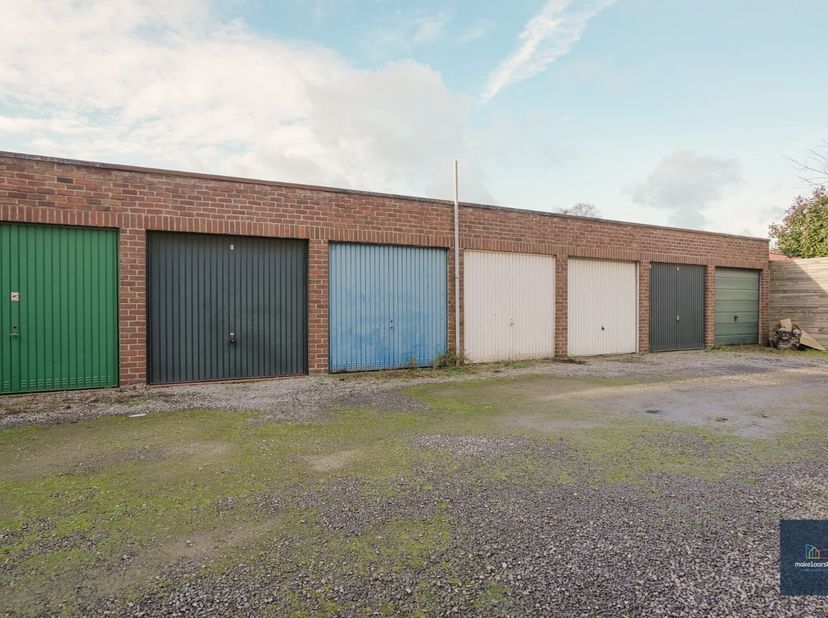 Garage à vendre
                    à 9032 Wondelgem