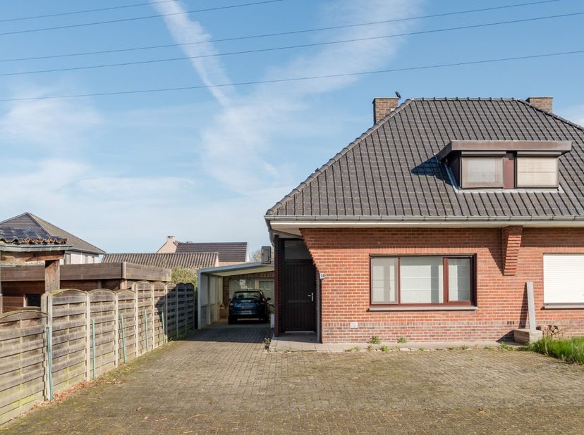 Deze goed onderhouden woning met een mooie ligging dichtbij Overpelt-Centrum wordt verkocht!&lt;br /&gt;
KIJKDAG OP VRIJDAG 25 ARIL (inschrijven verplicht)!
