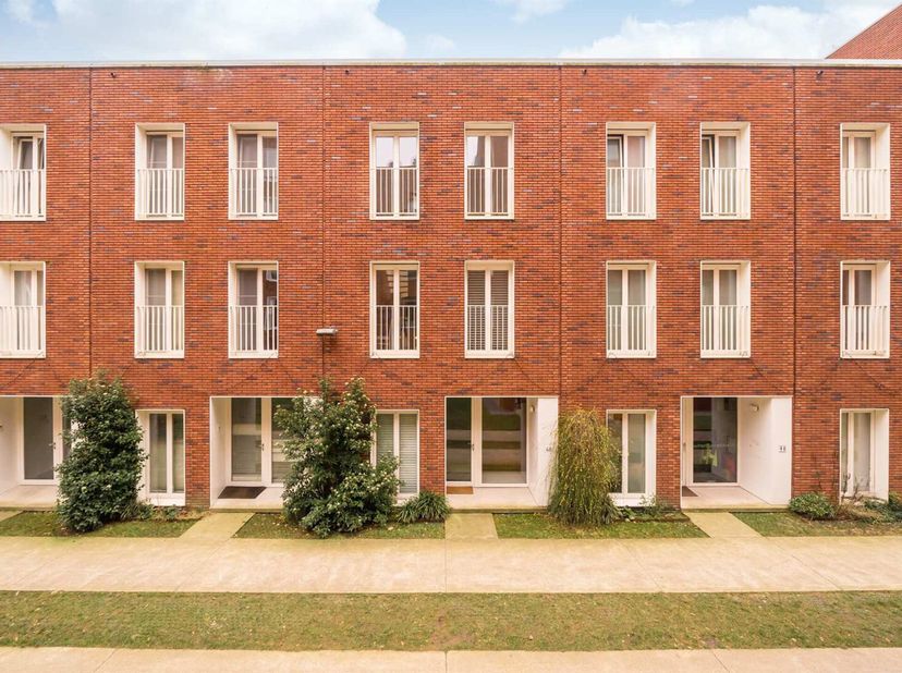Maison de ville avec jardin et garage dans le Â Groen Kwartier Â&lt;br /&gt;
La propriété est située dans le Groen Kwartier, un quartier prisé à la frontièr