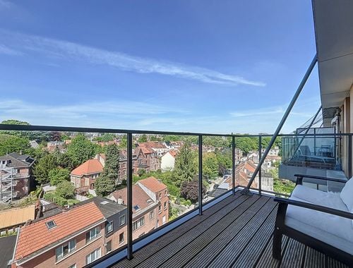                                         Appartement à louer à Woluwe-Saint-Lambert, € 950
