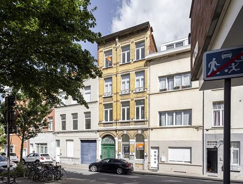                                         Handelspand te koop in Antwerpen, € 180.000
