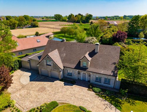                                         Villa te koop in Huise, € 865.000
