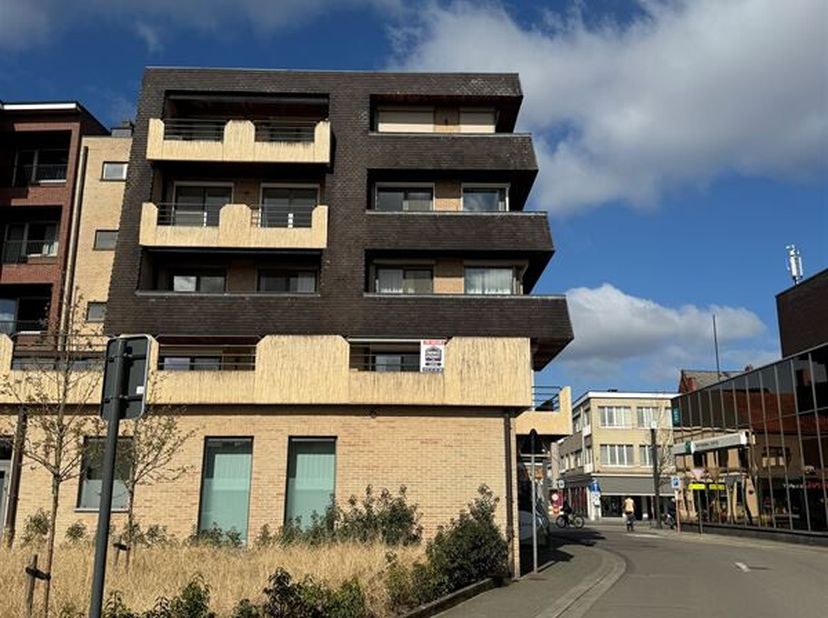Prachtig appartement in het centrum van Mol.&lt;br /&gt;
Dit mooie appartement is gelegen op de 3de verdieping van een verzorgd gebouw, met gemakkelijke toe