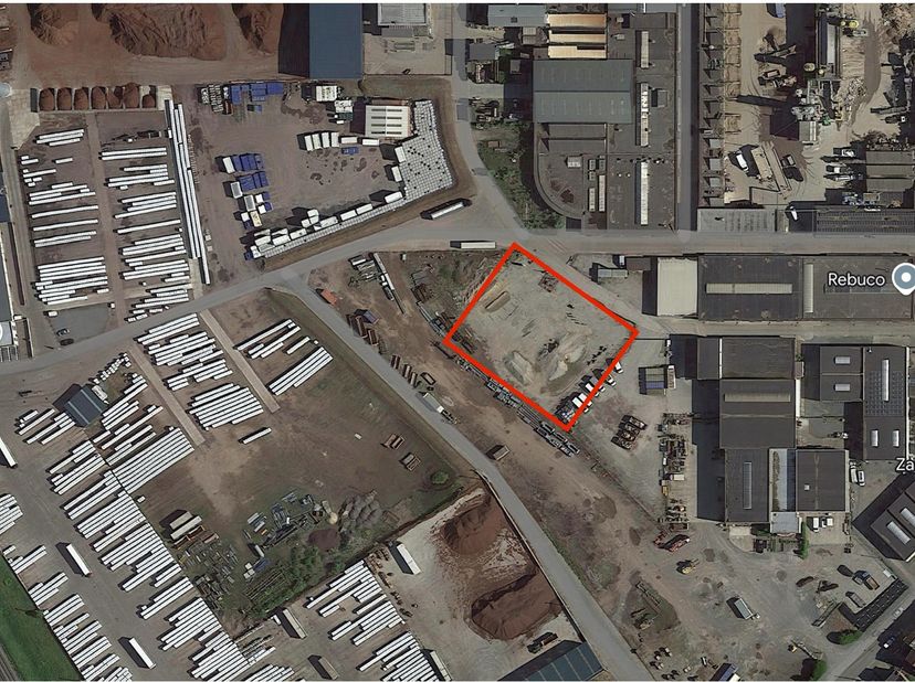 Industrieterrein te huur / te koop op de UNAL site te Geraardsbegen.&lt;br /&gt;
Oppervlakte terrein: 2616 m2&lt;br /&gt;
Onverhard met gravel&lt;br /&gt;
&lt;br /&gt;
Onmidd