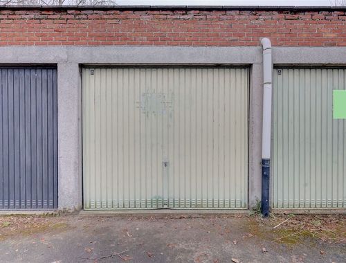                                         Garagebox te koop in Zwijndrecht, € 26.900
