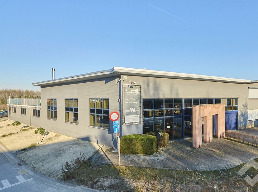 Bien professionnel à vendre
                    à 3800 Sint-Truiden
