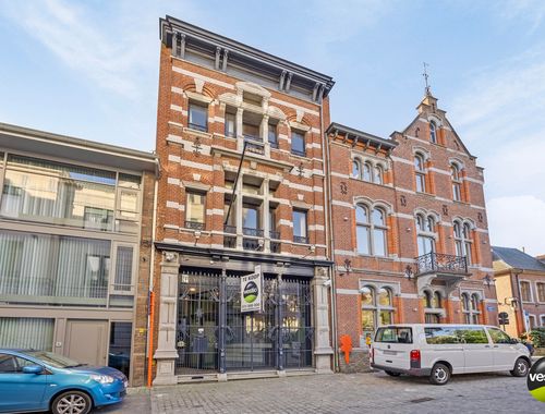                                         Handelspand met woonst te koop in Tongeren, € 559.000
