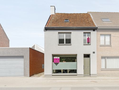                                         Maison à vendre à Staden, € 235.000
