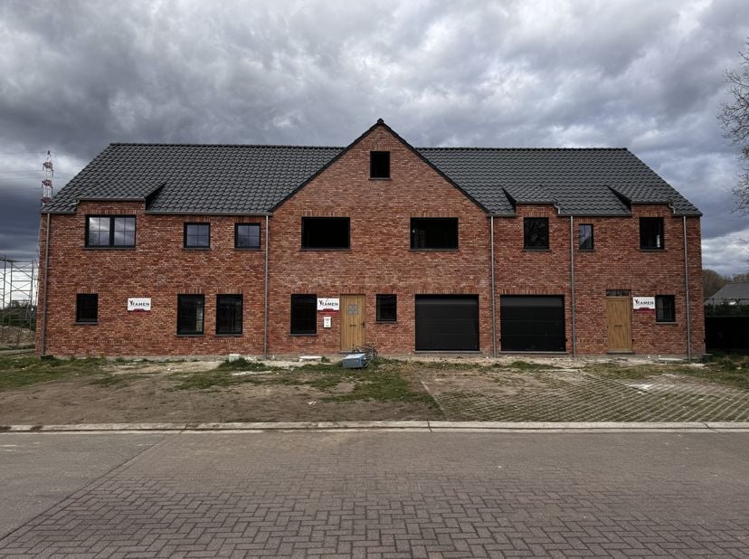 Maison à vendre
                    à 3950 Reppel