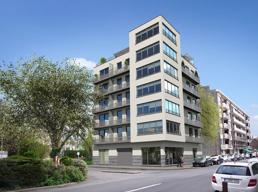 Dans un quartier résidentiel, dans un immeuble neuf au réez de chaussée se trouve un très bel emplacement commerciale vendu dans état casco.Emplacemen