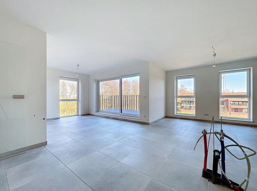 Située dans le nouvel écoquartier de Werister, entre la rue Churchill et le Ravel, ne manquez pas cette nouvelle résidence ! A deux pas du parc paysag