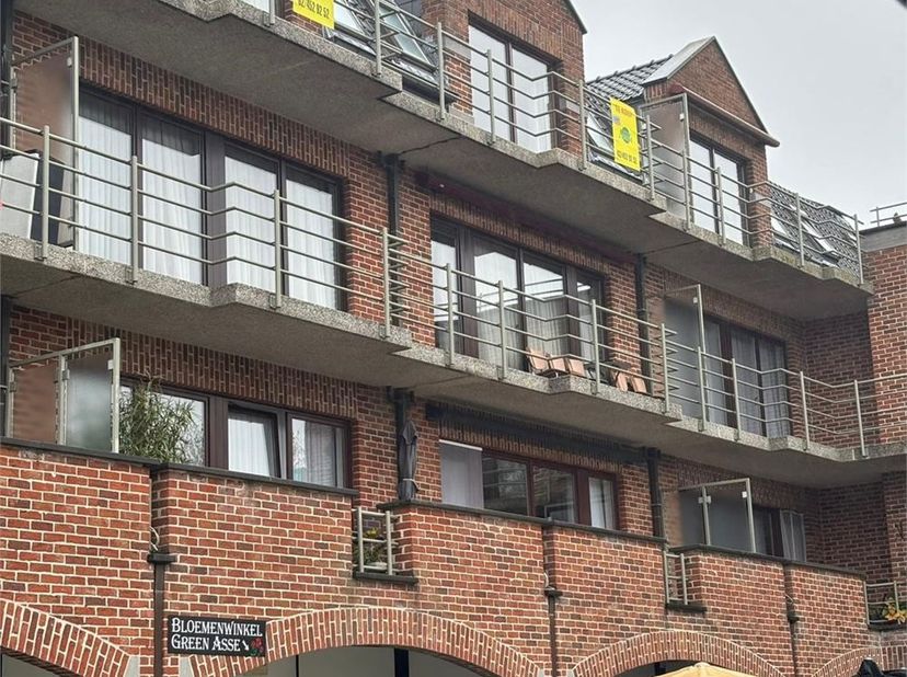 Appartement à vendre
                    à 1730 Asse