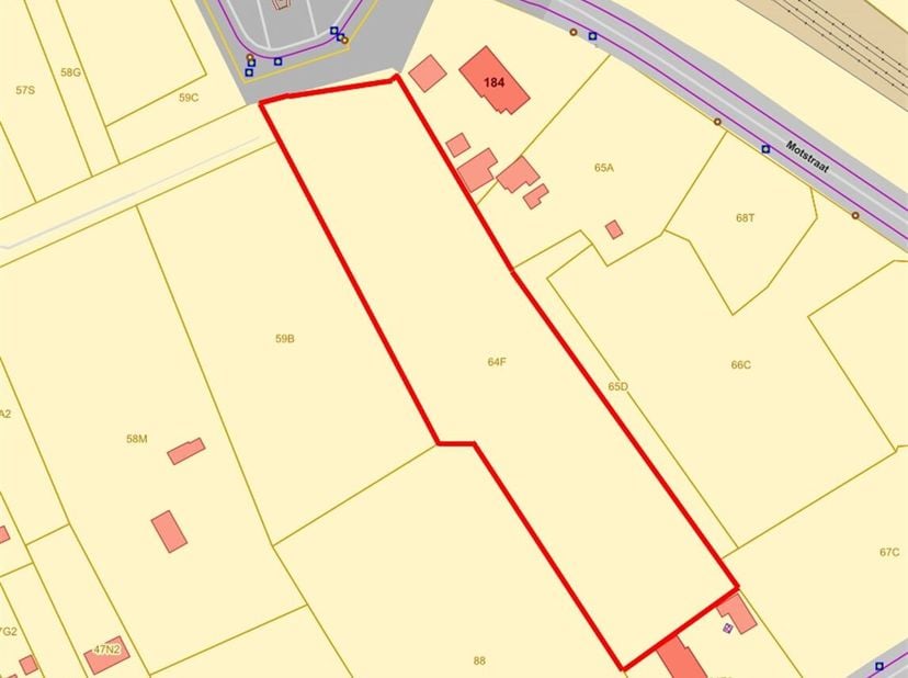 Rustig gelegen bouwgrond op circa 64are&lt;br /&gt;
Ligging:&lt;br /&gt;
Deze grond is gelegen op nog geen 5 minuten wandelafstand tot het centrum. De supermarkt,