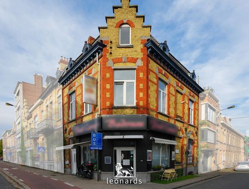                                         Commercieel Gebouw te koop in Kortrijk, € 285.000
