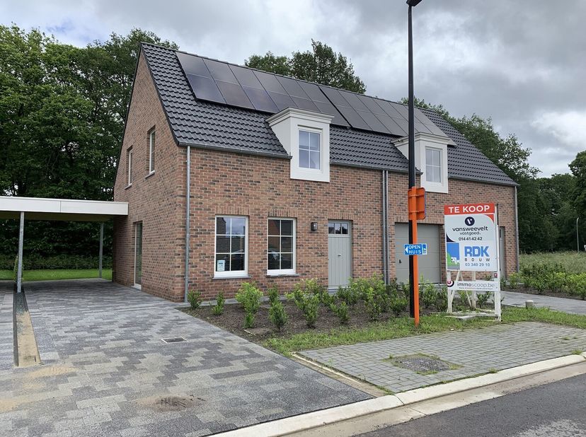 Huis te koop
                    in 2480 Dessel