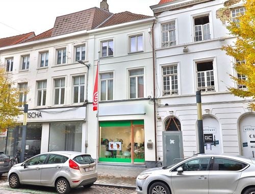                                         Bedrijfsgebouw te koop in Kortrijk, € 395.000
