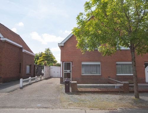                                         Maison à vendre à Ertvelde, € 155.000
