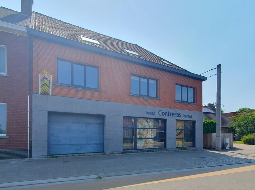 Bien professionnel à vendre
                    à 9700 Oudenaarde