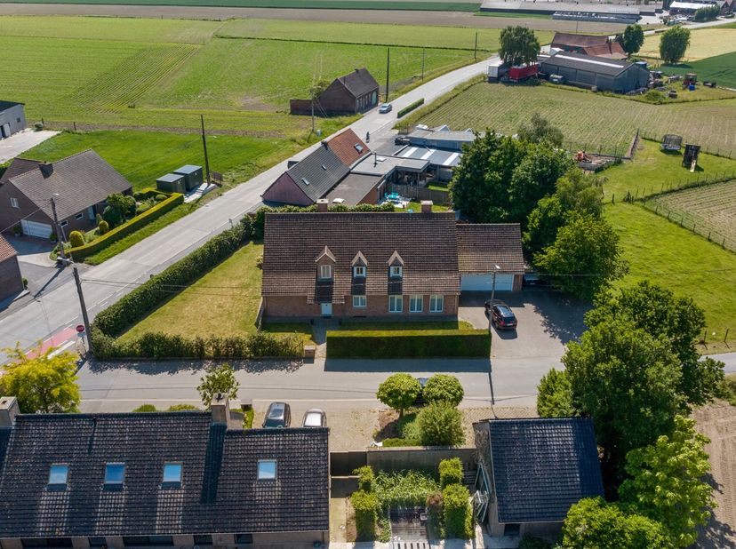 Te koop: Luxueuze villa op toplocatie in Lendelede – instapklaar, energiezuinig en boordevol comfort!&lt;br /&gt;
 Sneppestraat 1A, 8860 Lendelede&lt;br /&gt;
&lt;br