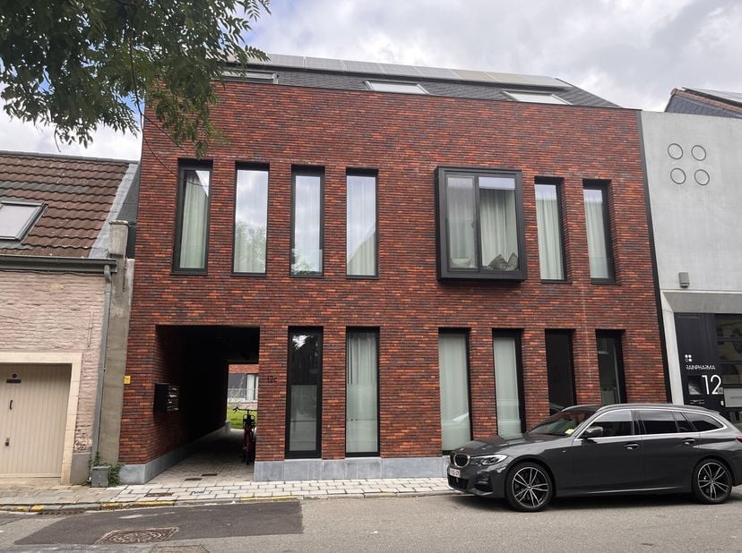Laatste kamer met gedeeld sanitair beschikbaar in Residentie ACE, Fonteinstraat 12B. Deze kamer is voorzien van alle modern comfort: parlefoon, eigen