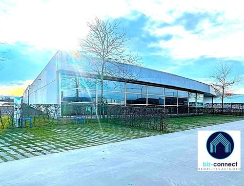                                         Bâtiment commercial à louer à Maldegem, € 4.593
