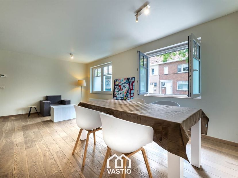 Dit gelijkvloers appartement ligt in een rustige straat in Zeebrugge, op wandelafstand van de jachthaven, &lt;br /&gt;
winkels en openbaar vervoer. &lt;br /&gt;
H