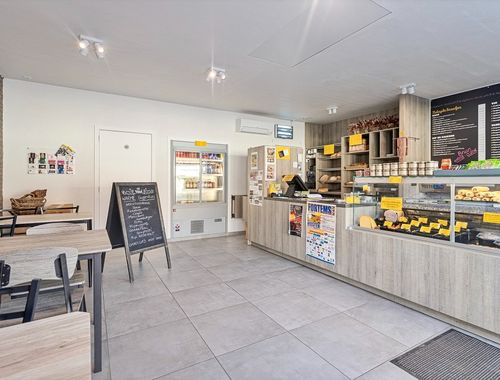                                         Horeca te koop in Hoogstade, € 220.000
